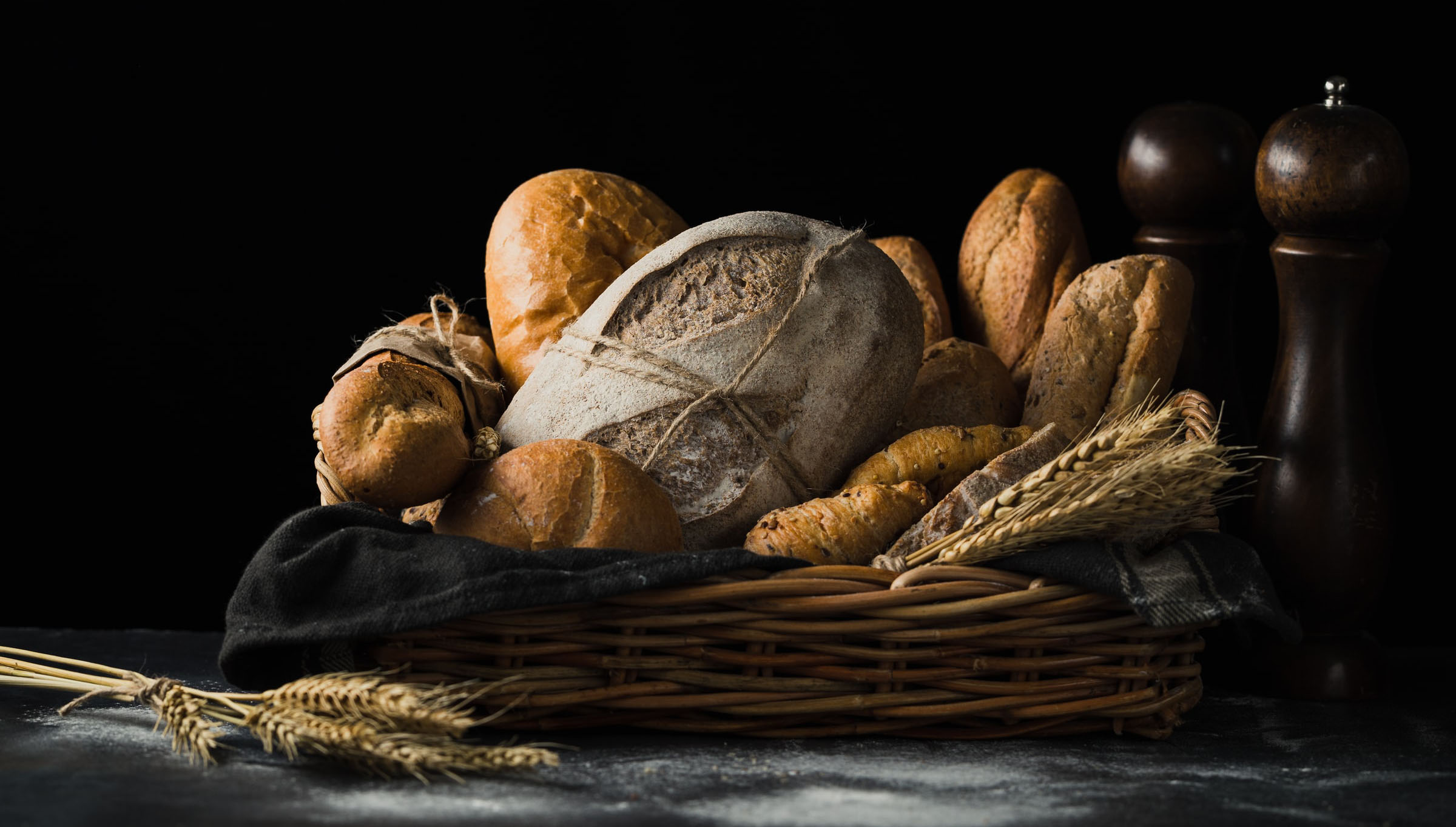 boulangerie saint vallier de thiey-pains nice-patisseries cannes-viennoiseries grasse-boulanger peymeinade-petit dejeuner cabris